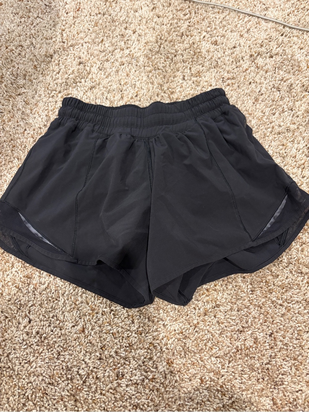 lululemon athletica Black Women's Athletic Training Shorts Hotty Hots
